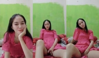 Si Manis Tikaa Omek Manja Desahanya Aduh ID 88424417 Mango